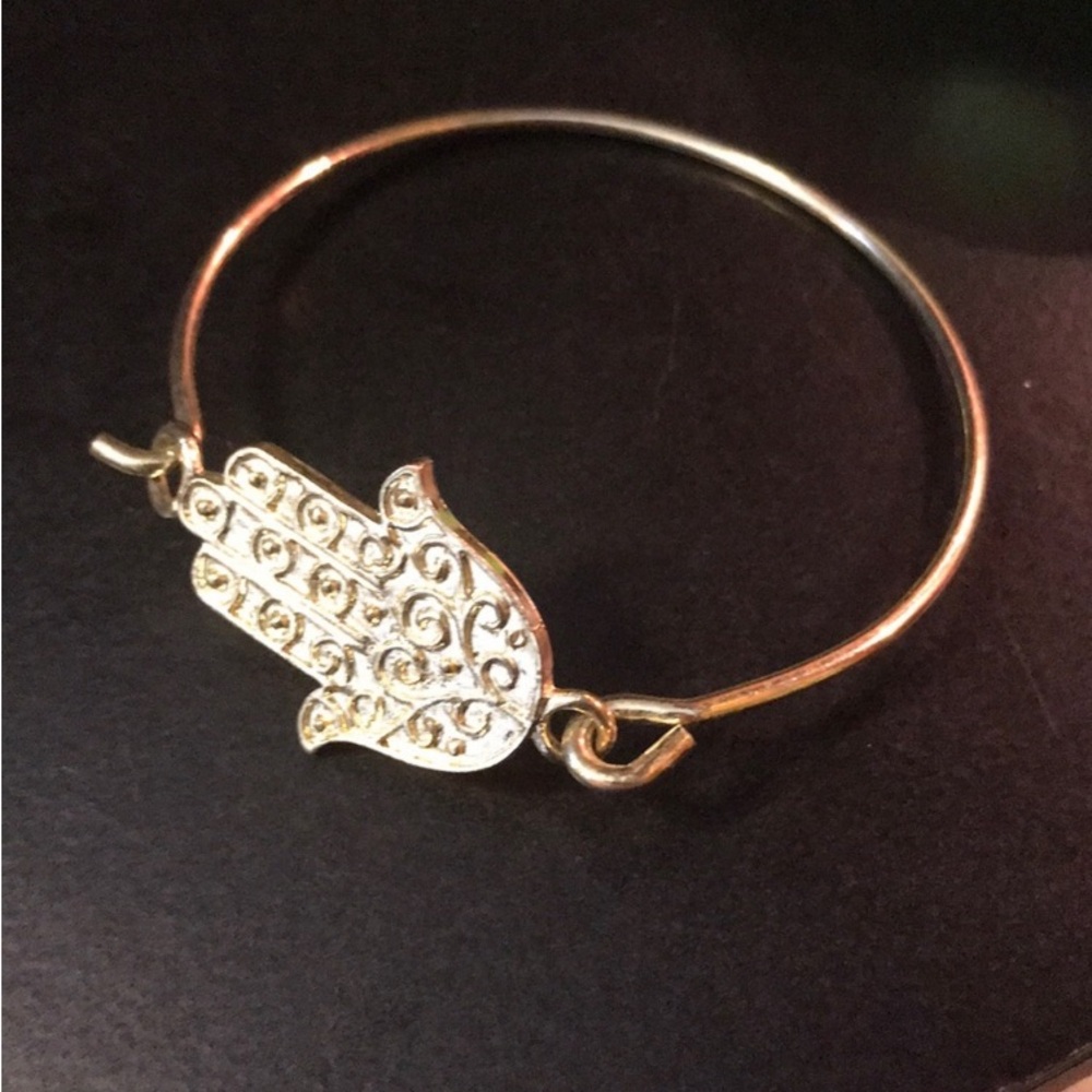 Hamsa Hand peace bracelet gold tone Yoga Protection